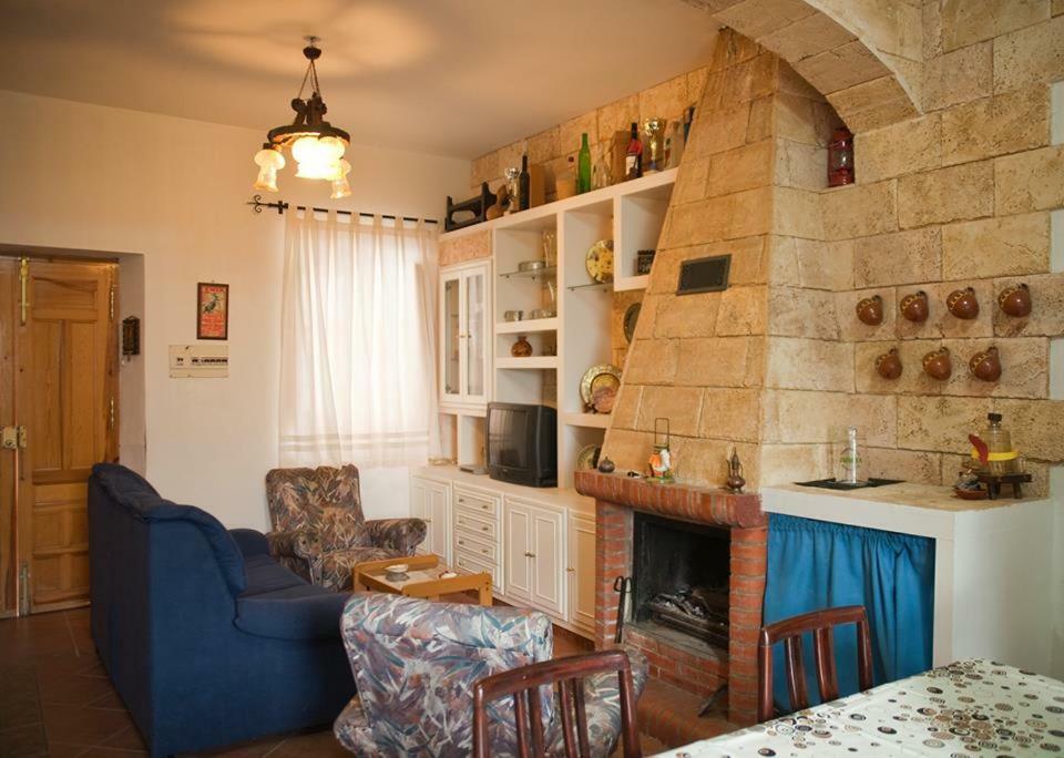 Вілла Vivienda Rural El Mirador De Enix Екстер'єр фото